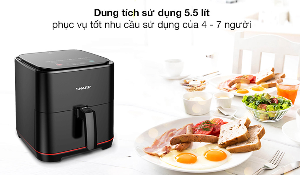 Nồi chiên KF AF70EV BK có dung tích tổng là 7 lít, dung tích sử dụng là 5,5 lít