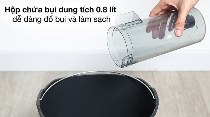 Dung tích hộp chứa bụi là 800ml