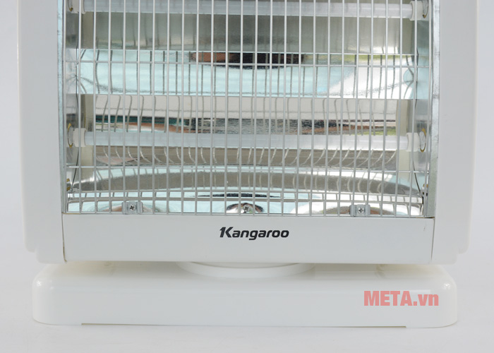 Đèn sưởi ấm Kangaroo KG1018C có chân đế bằng nhựa